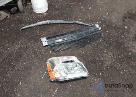 2005 Chevrolet Equinox Lt from USA, damaged, VIN 2CNDL63FX56207548